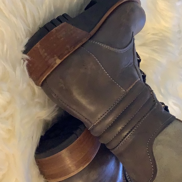 Manas Leather Combat Boot - Picture 5 of 6